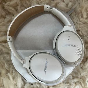 Bose QuietComfort 25 Noise Cancelling Headphones - White - Bluetooth Wireless